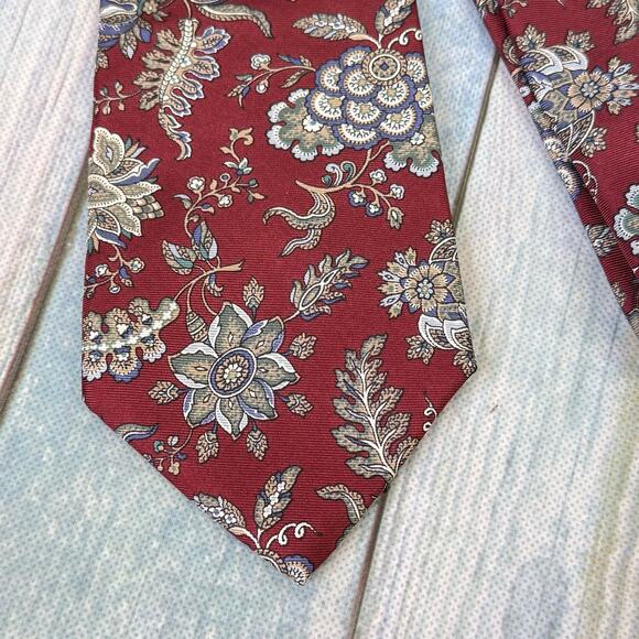 Christian Dior Red Grey Men's Necktie Floral Silk Made in Italy & USA Vintage - Picture 2 of 8
